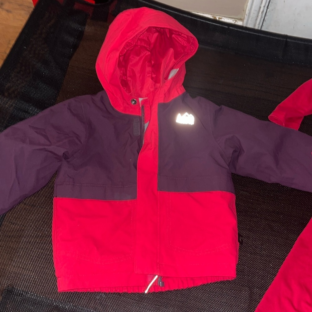 Rei toddler jacket an thermal set